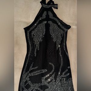 No sleeve sparkle dress